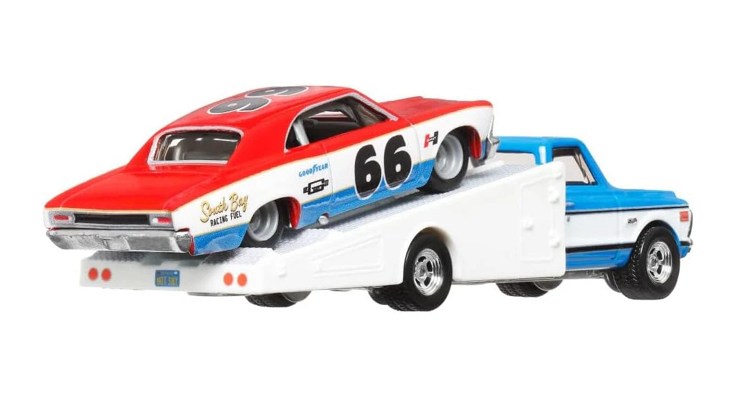 Hot Wheels Premium - '66 Chevelle and '72 Chevy Ramp Truck - Series Car Culture Team Transport - Scala 1/64 - Image 5