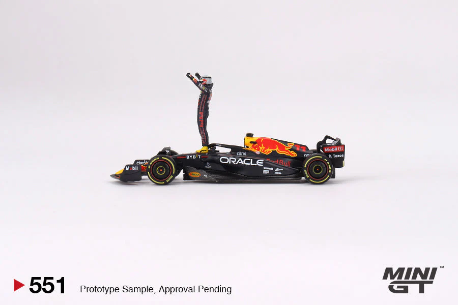 Mini GT - Oracle Red Bull Racing RB18 #11 Sergio Pérez 2022 Monaco Prix Winner - Scala 1/64 MGT00551 - Image 3
